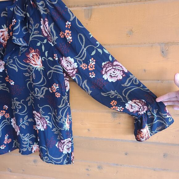 Loft Outlet Navy Floral Long Sleeve Blouse Flowy Long Sleeve Large Boho Top - Picture 3 of 6
